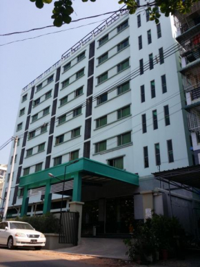 Silver Green Hotel